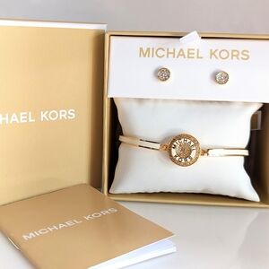 Brand new  Michael Kors kit Bracelet and earrings